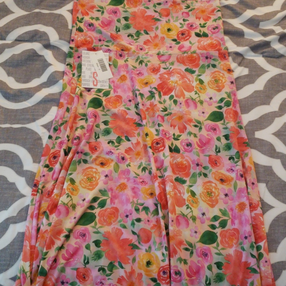 Maxi Skirt_ Lularoe